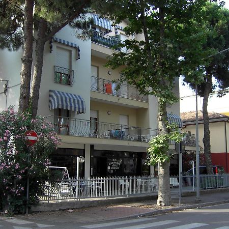 Residence Monaco Appartamenti Rímini Exterior foto