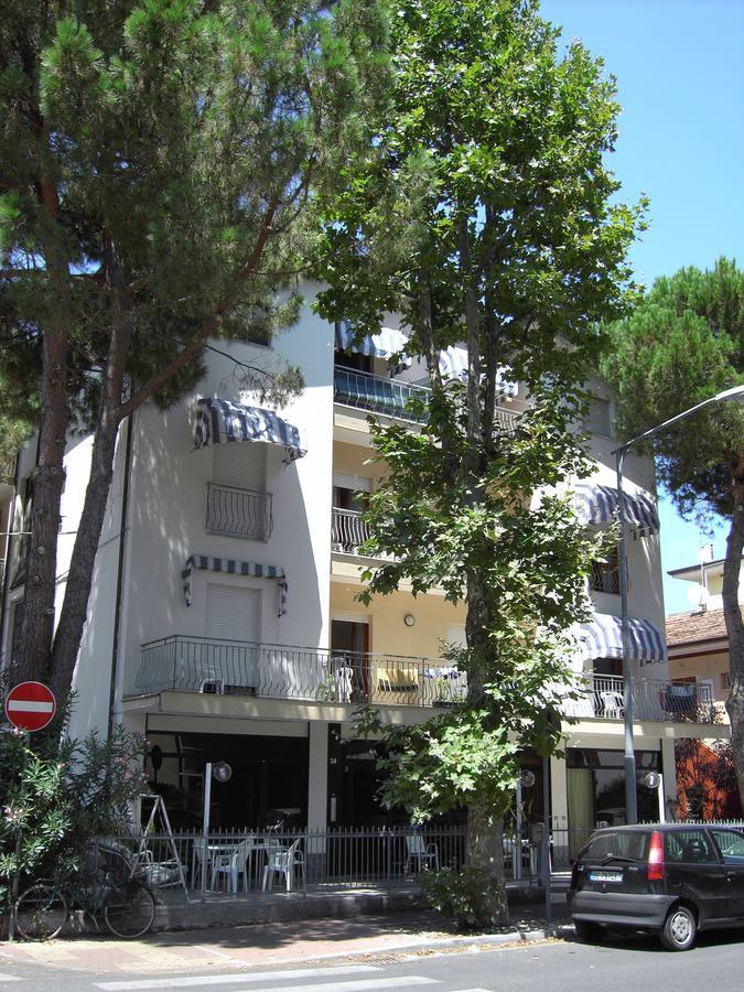 Residence Monaco Appartamenti Rímini Exterior foto