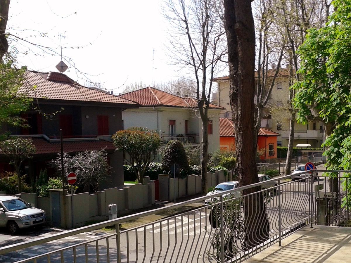 Residence Monaco Appartamenti Rímini Exterior foto